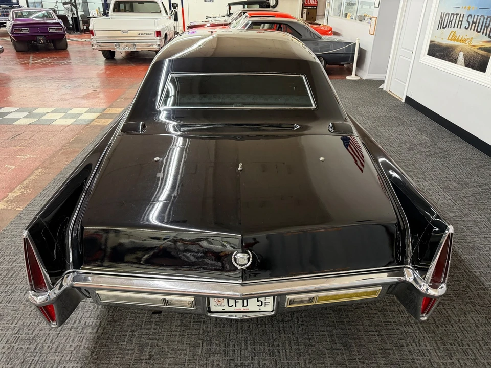 1970 Cadillac Series 70 & 75 - Image 18 of 21