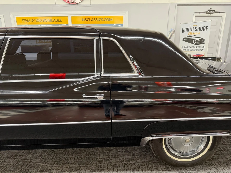 1970 Cadillac Series 70 & 75 - Image 11 of 21