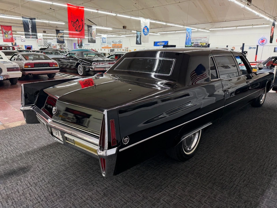 1970 Cadillac Series 70 & 75 - Image 15 of 21