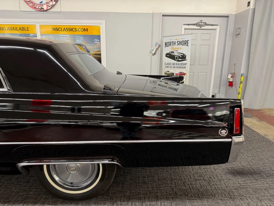 1970 Cadillac Series 70 & 75 - Image 12 of 21