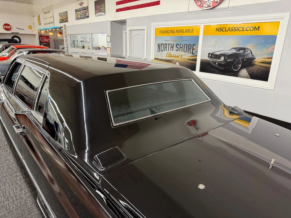 1970 Cadillac Series 70 & 75 - Image 16 of 21