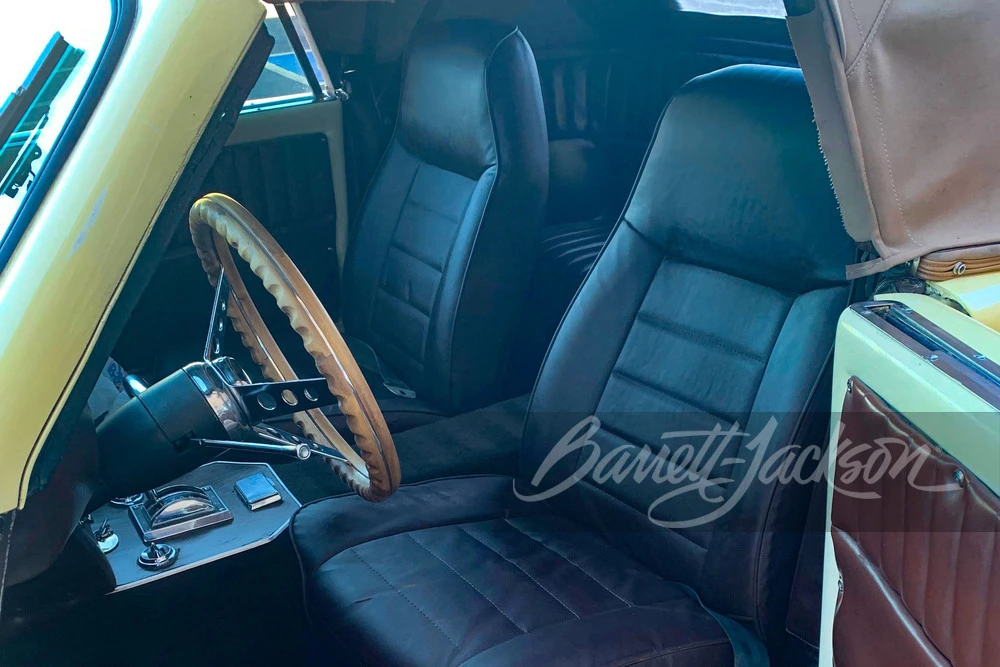 1970 Cord 810 & 812 - Image 10 of 12