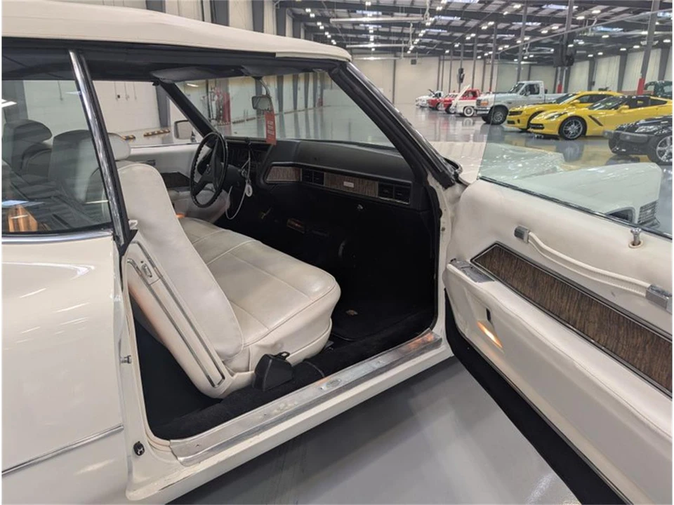 1970 Cadillac DeVille 3rd Gen - Image 11 of 21