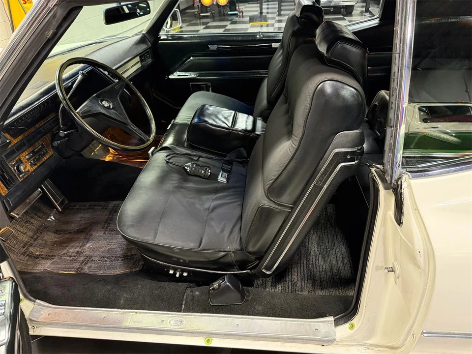 1970 Cadillac DeVille 3rd Gen - Image 28 of 31