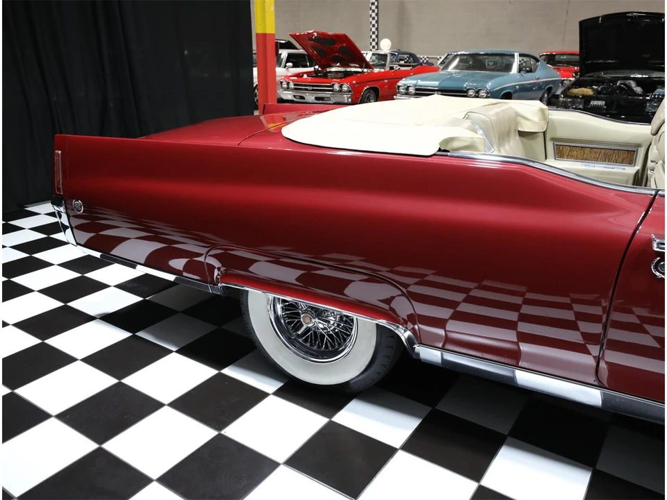 1970 Cadillac DeVille 3rd Gen - Image 24 of 31