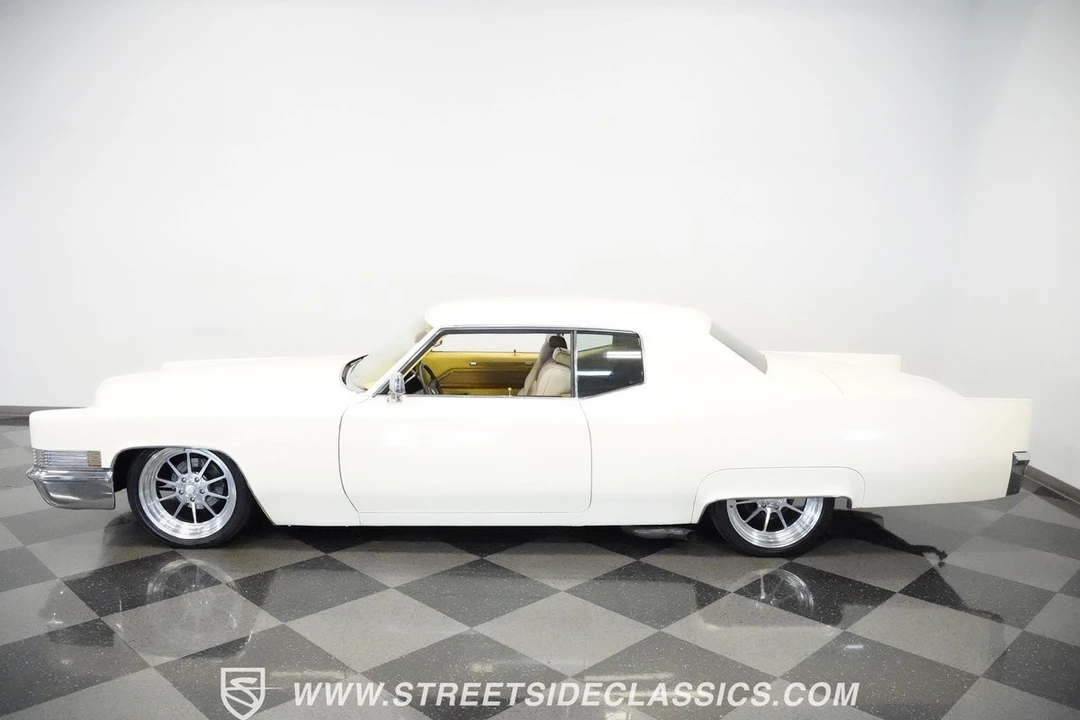 1970 Cadillac DeVille 3rd Gen - Image 11 of 21