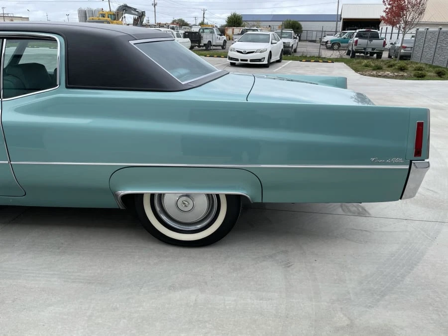 1970 Cadillac DeVille 3rd Gen - Image 9 of 24