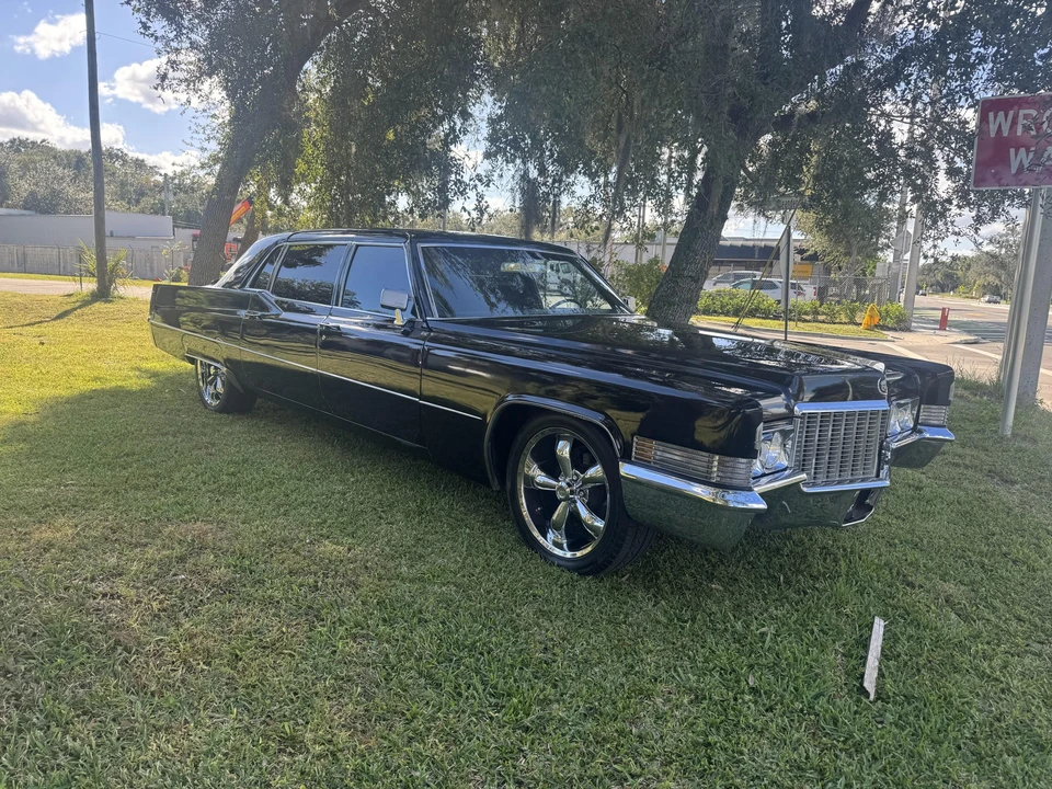 1970 Cadillac Series 70 & 75 - Image 6 of 31