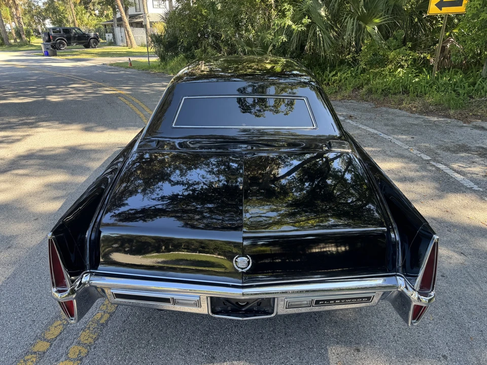 1970 Cadillac Series 70 & 75 - Image 18 of 31