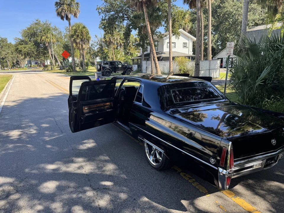 1970 Cadillac Series 70 & 75 - Image 28 of 31