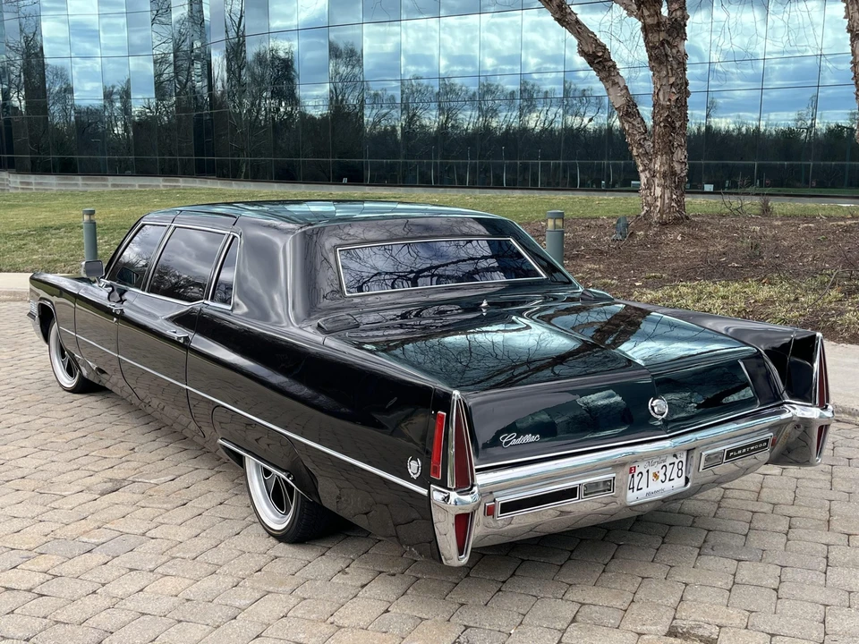 1970 Cadillac Series 70 & 75 - Image 17 of 31
