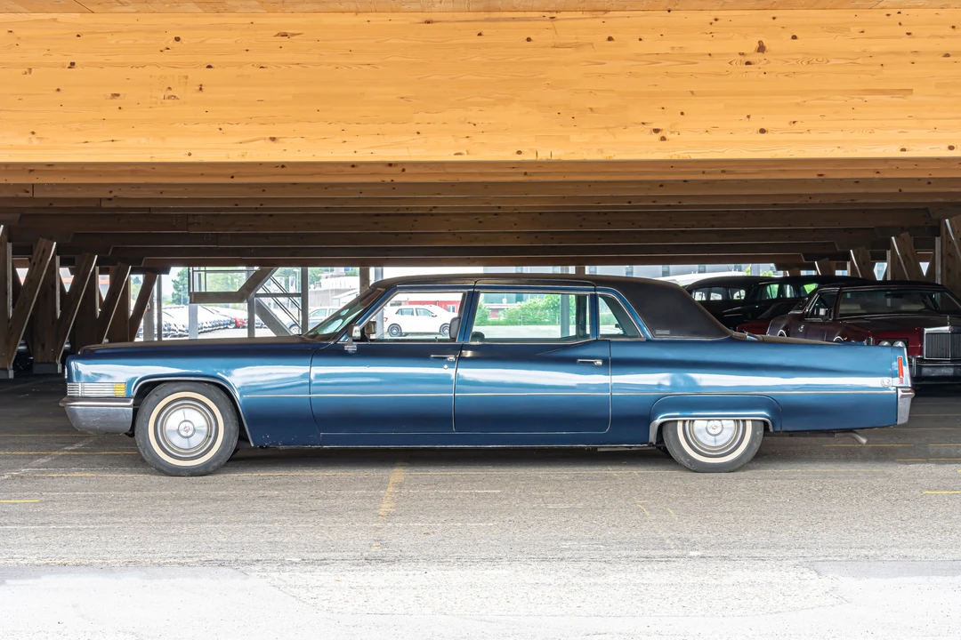 1970 Cadillac Series 70 & 75 - Image 3 of 31
