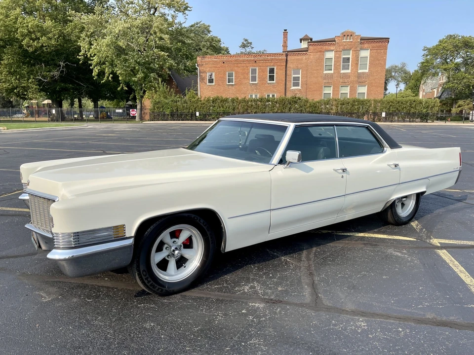 1970 Cadillac DeVille 3rd Gen - Image 4 of 31