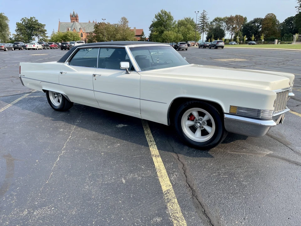 1970 Cadillac DeVille 3rd Gen - Image 10 of 31