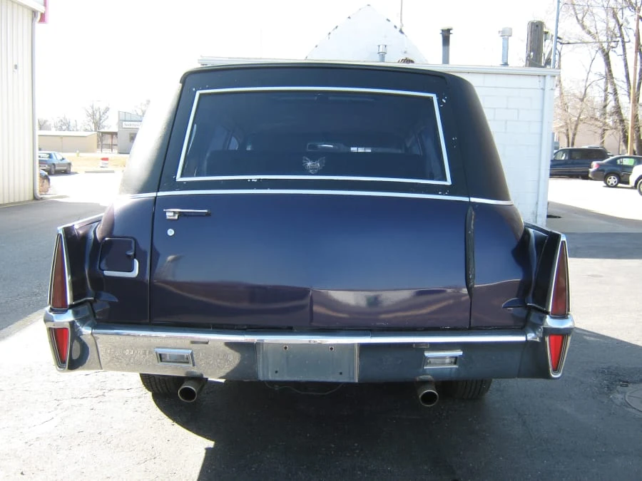 1970 Cadillac Series 70 & 75 - Image 2 of 8