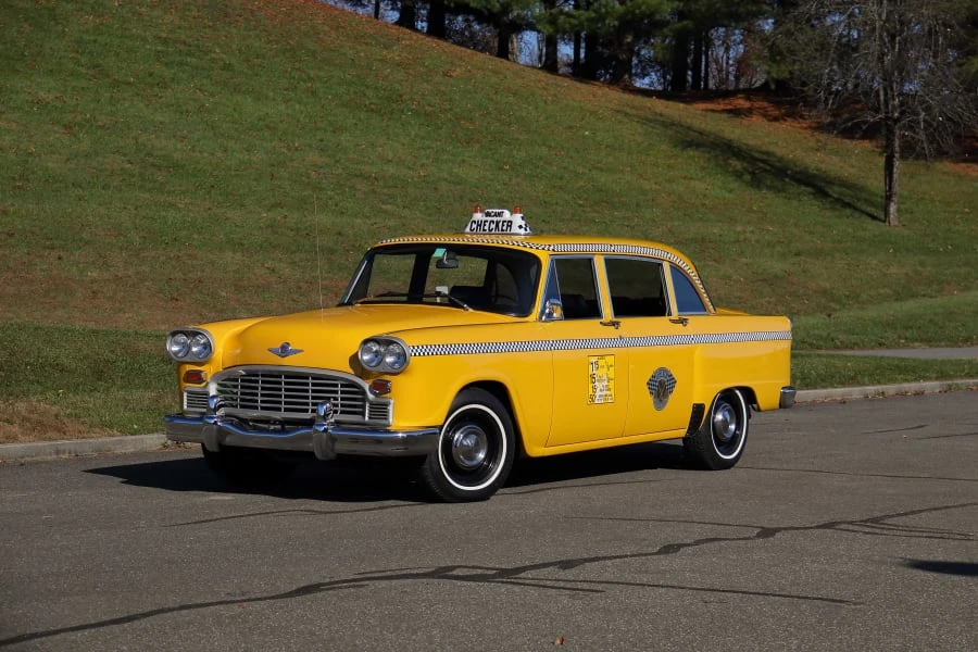 1970 Checker - Image 13 of 31