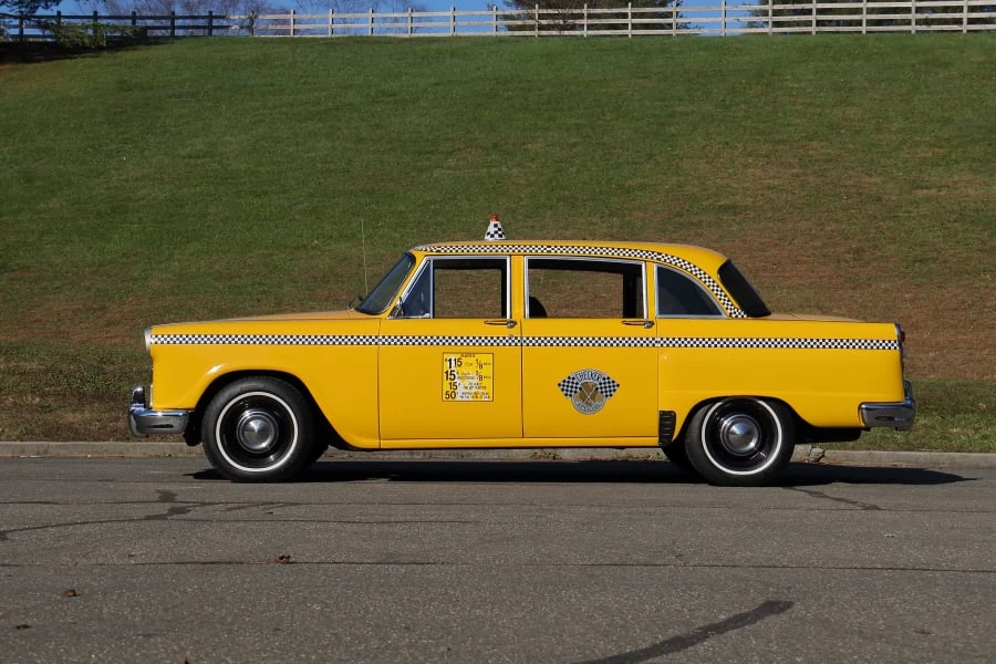 1970 Checker - Image 10 of 31