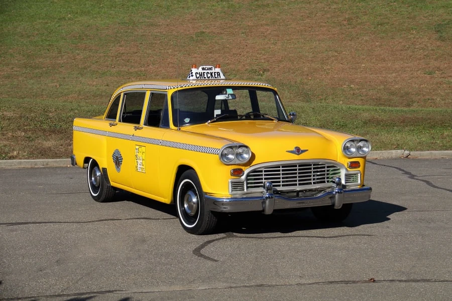 1970 Checker - Image 6 of 31