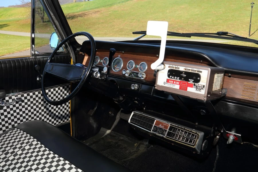 1970 Checker - Image 19 of 31