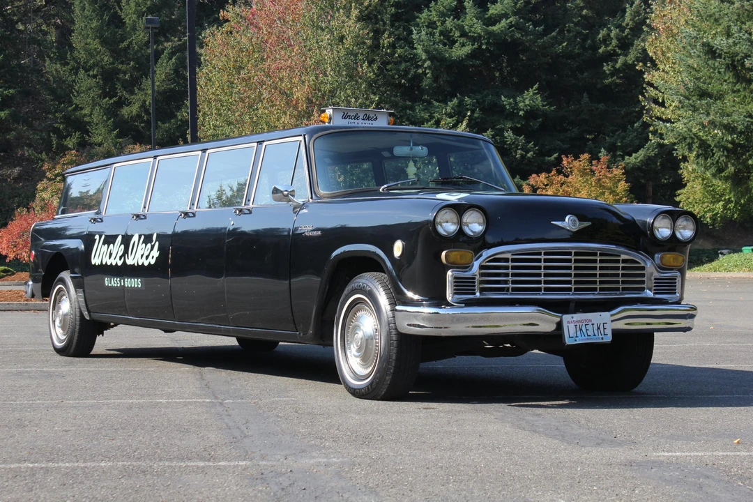 1970 Checker - Image 4 of 31