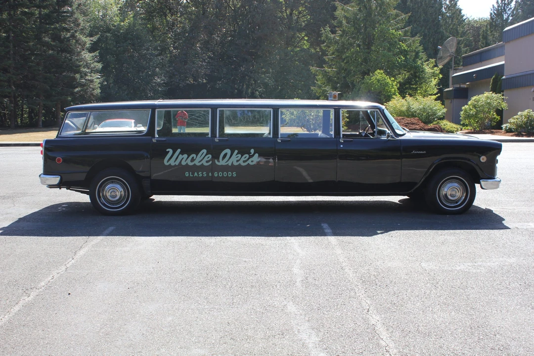 1970 Checker - Image 13 of 31