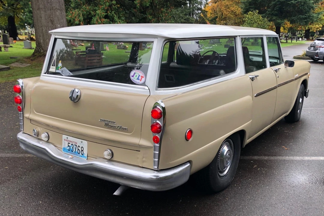 1970 Checker - Image 8 of 31