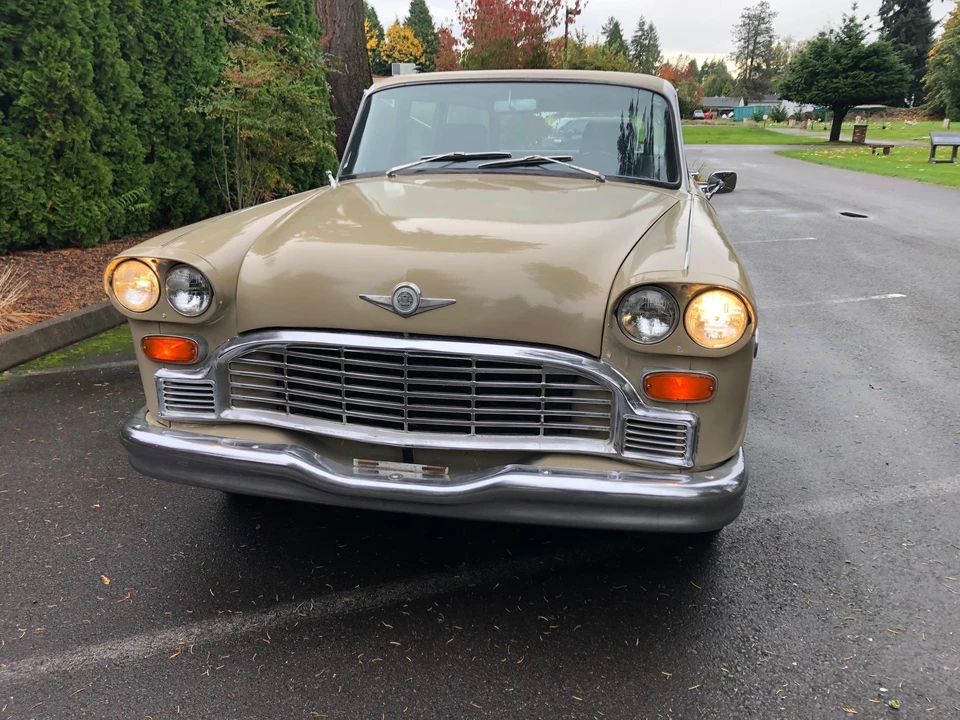 1970 Checker - Image 2 of 31