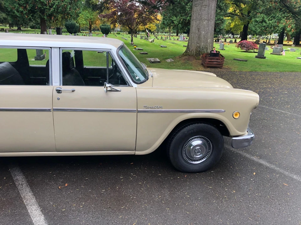 1970 Checker - Image 15 of 31