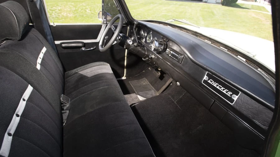 1970 Checker - Image 5 of 12