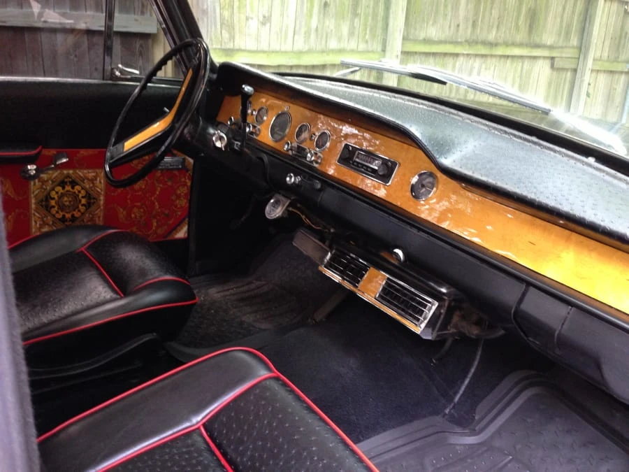 1970 Checker - Image 4 of 8