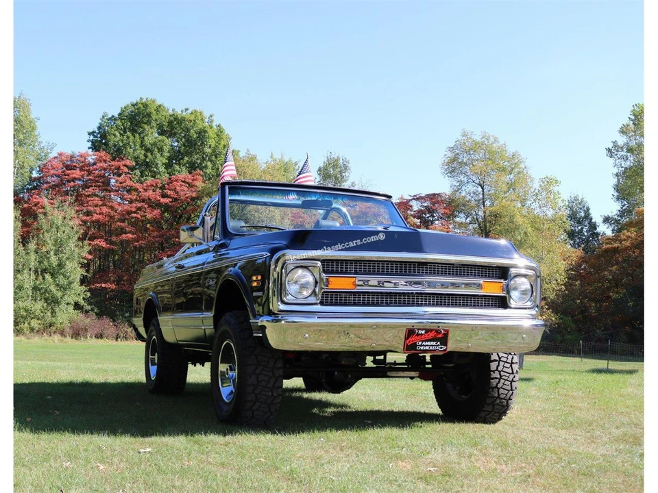 1970 Chevrolet K5 Blazer 1st Gen - Image 15 of 31