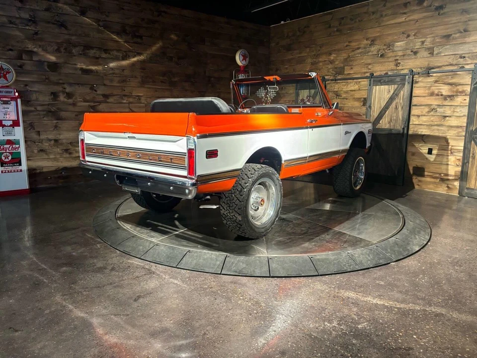 1970 Chevrolet K5 Blazer 1st Gen - Image 10 of 31