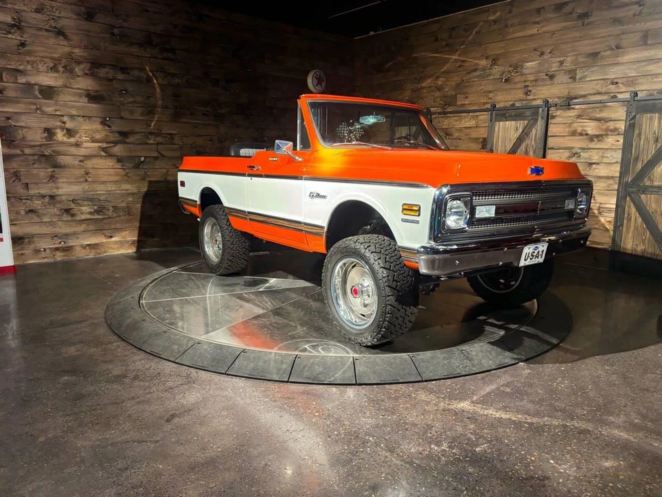 1970 Chevrolet K5 Blazer 1st Gen - Image 14 of 31