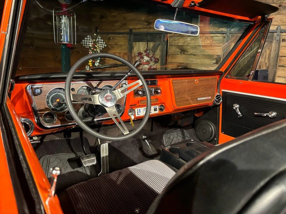 1970 Chevrolet K5 Blazer 1st Gen - Image 18 of 31