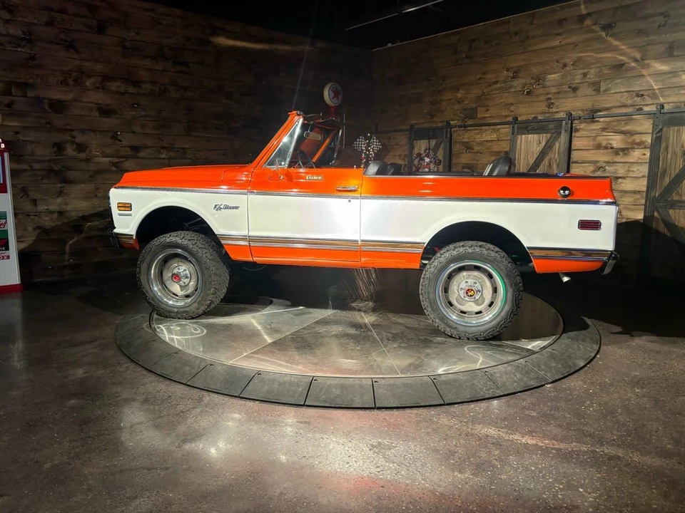 1970 Chevrolet K5 Blazer 1st Gen - Image 3 of 31