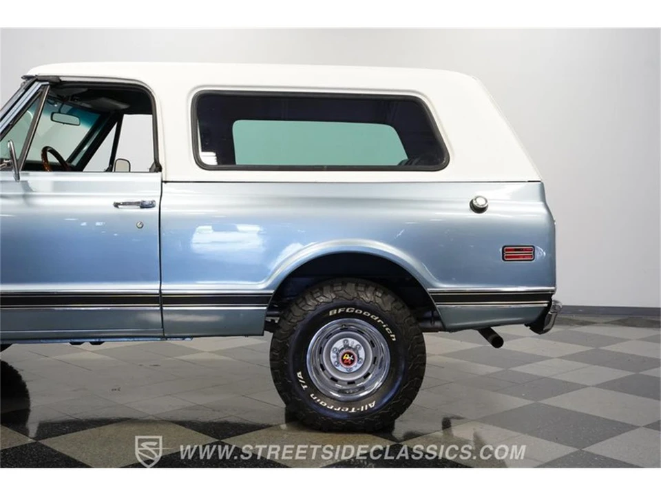 1970 Chevrolet K5 Blazer 1st Gen - Image 23 of 31