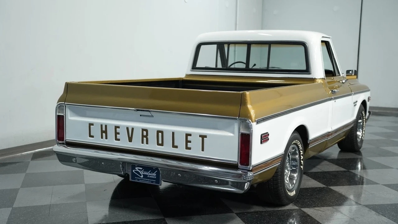 1970 Chevrolet C/K 2nd Gen - Image 11 of 12