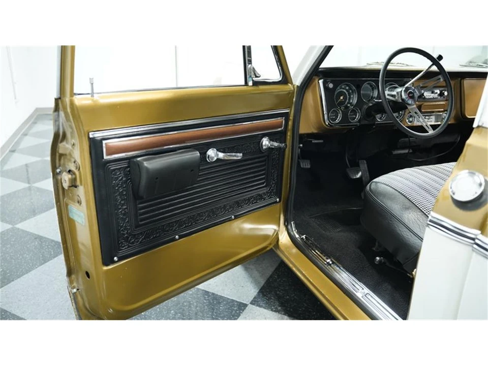 1970 Chevrolet C/K 2nd Gen - Image 28 of 31