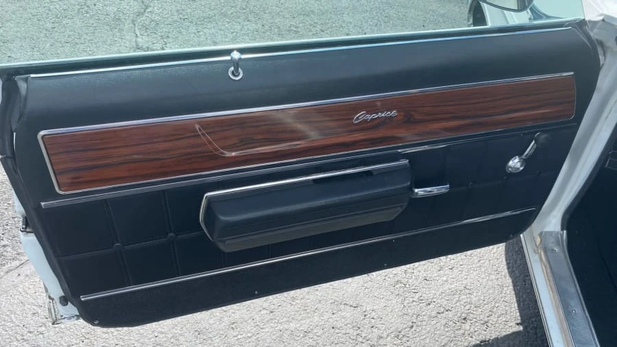 1970 Chevrolet Caprice - Image 15 of 27