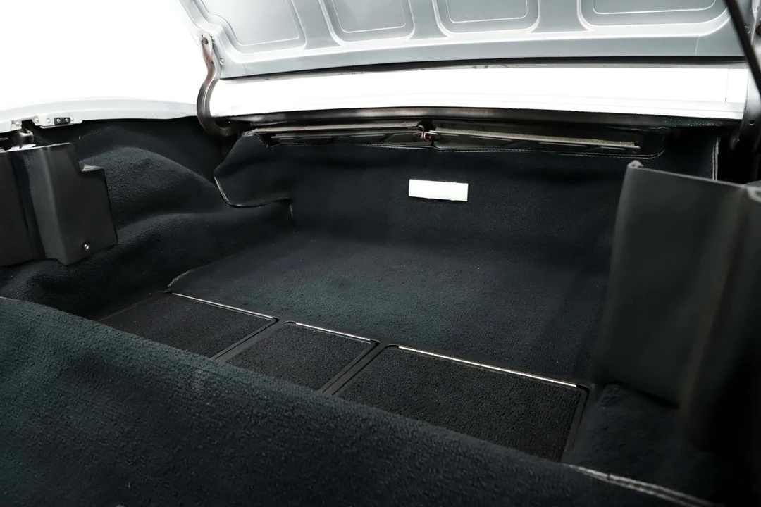 1970 Chevrolet Corvette C3 - Image 13 of 21