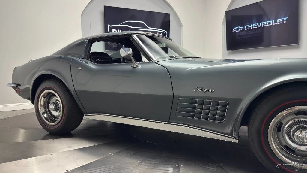 1970 Chevrolet Corvette C3 - Image 15 of 24