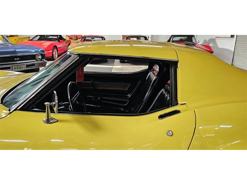 1970 Chevrolet Corvette C3 - Image 14 of 31