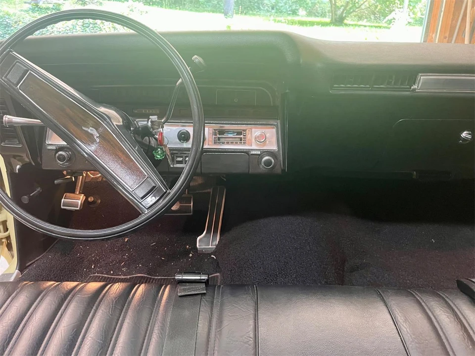 1970 Chevrolet Impala 4th Gen - Image 21 of 31