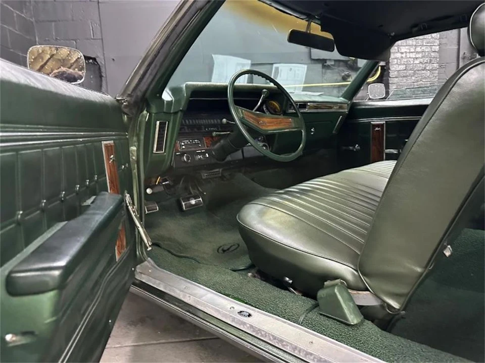 1970 Chevrolet Impala 4th Gen - Image 4 of 13