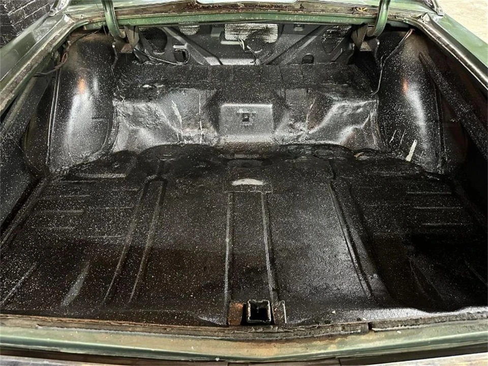 1970 Chevrolet Impala 4th Gen - Image 12 of 13