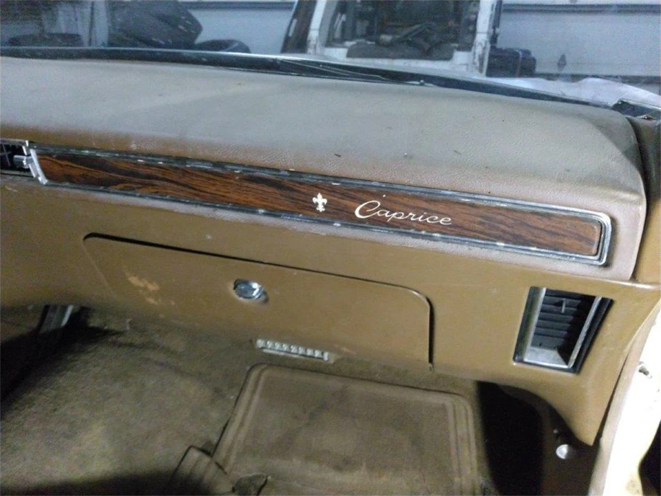 1970 Chevrolet - Image 15 of 22