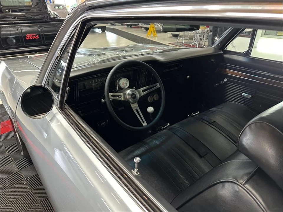 1970 Chevrolet Nova 3rd Gen - Image 15 of 31