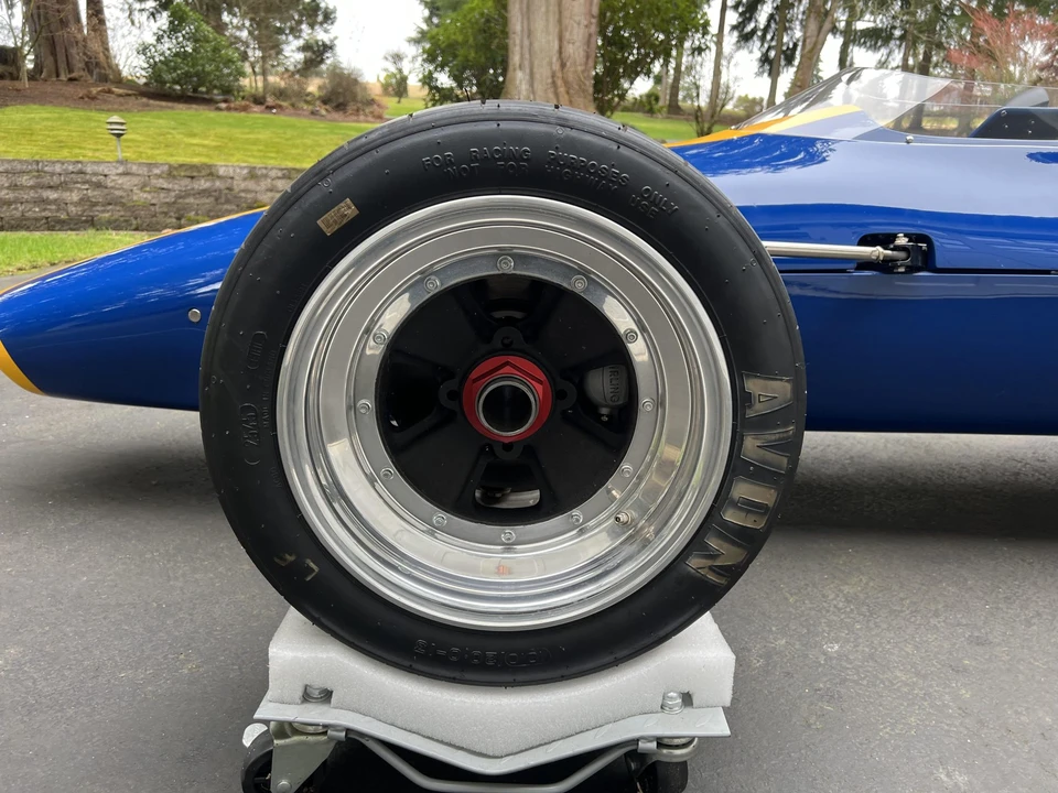 1970 Chevron - Image 17 of 31