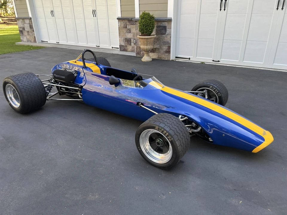 1970 Chevron - Image 2 of 31