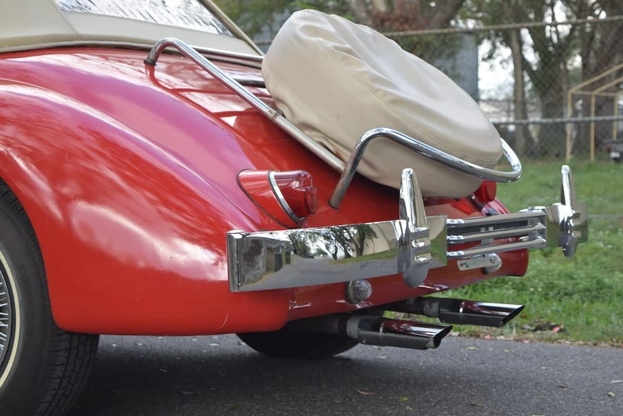 1970 Cord 810 & 812 - Image 9 of 12